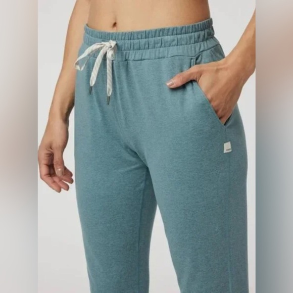 Vuori Pants - EUC Vuori Performance Joggers Blue VW303 Small Women's